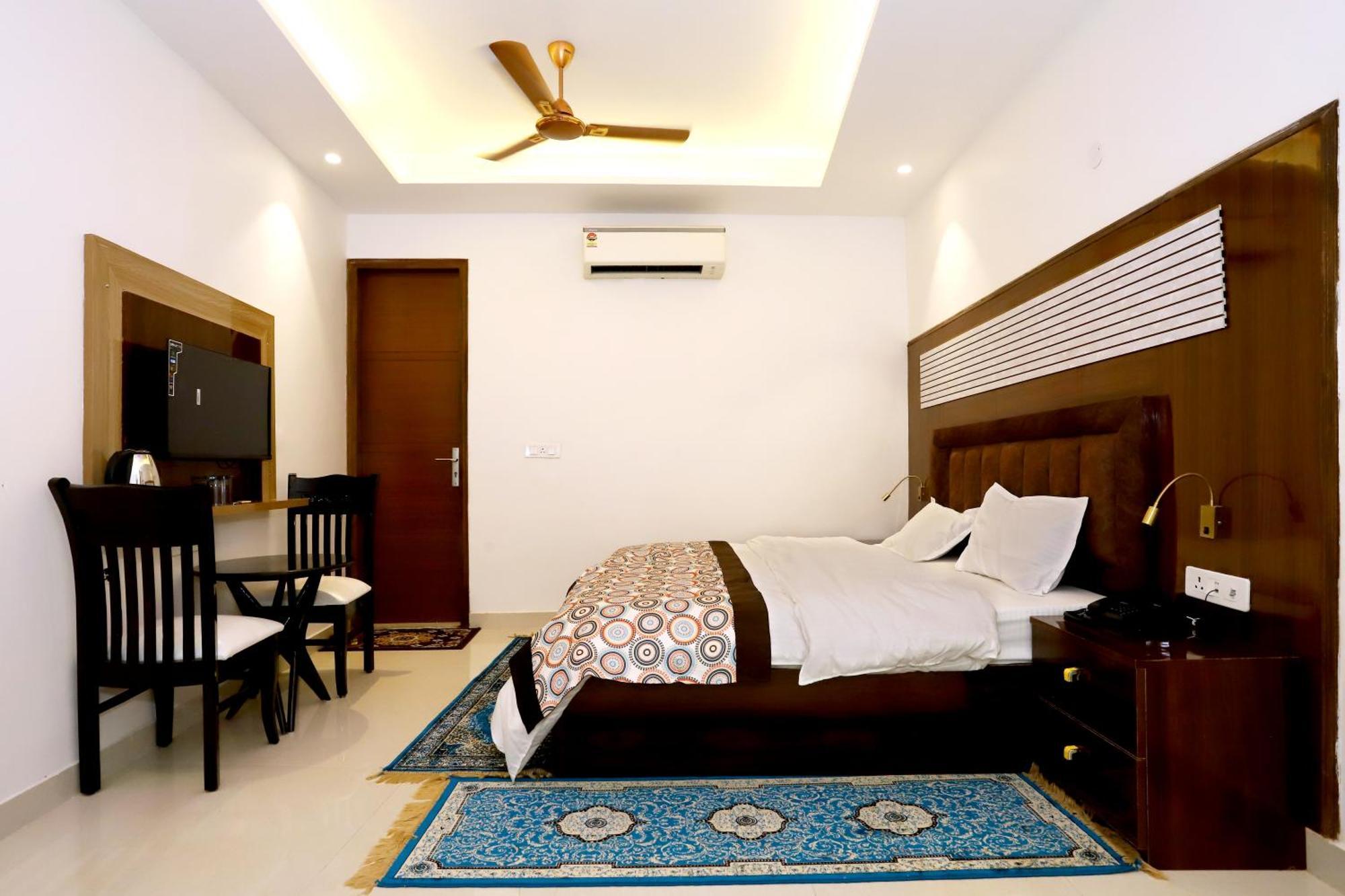 Vrindavan Guest House New Delhi Exterior photo